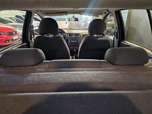 Volkswagen Suran 1.6 Highline