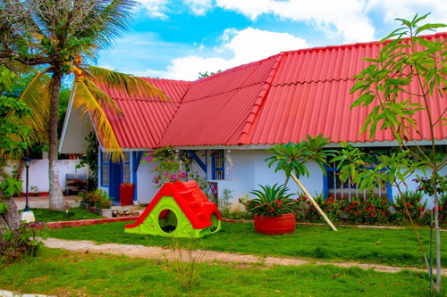 Imagen 2 de 9 de Venta De Chalet,punta Canoa, Cartagena