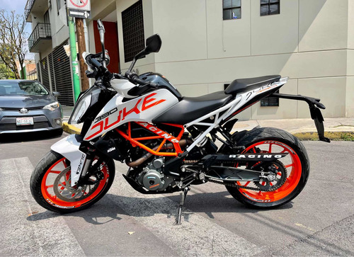 Imagen 8 de 11 de Ktm Duke 390