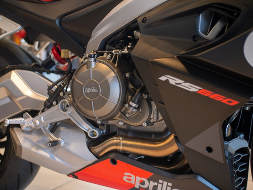 Imagen 15 de 15 de Aprilia Rs 660 Negra 100% Italia Precio Billete Oportunidad
