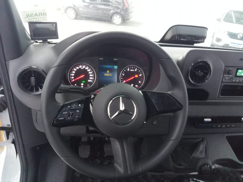 Sprinter 417 Escolar Com 28 Lugares E Patamar