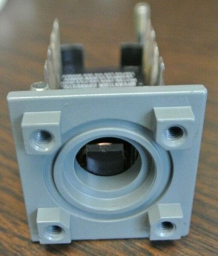 Allen-bradley 40146-008-58 Limit Switch Base / New Surpl Jjm