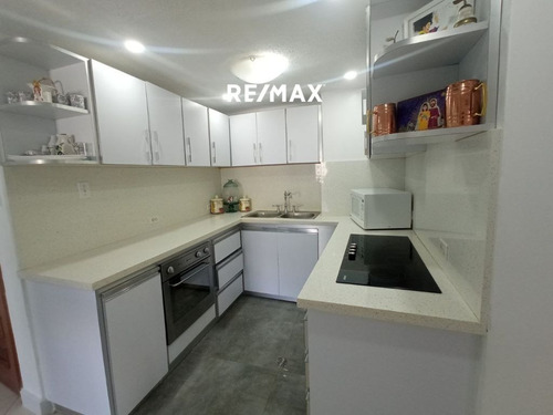 Imagen 8 de 20 de Apartamento Con Vista Al Mar En Urbanización Costa Azul, Isla De Margarita