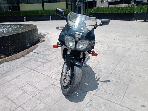 Imagen 2 de 13 de Motocicleta Yamaha Genesis Frz 1000cc 1994 Negra