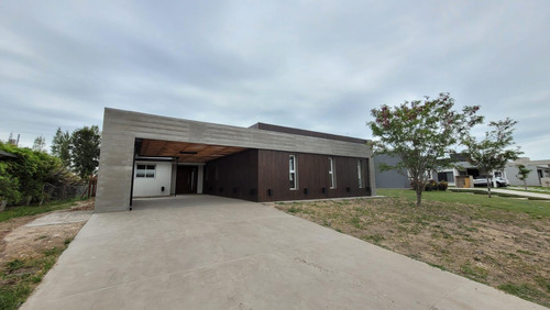Casa En Venta En Barrio San Lucas Canning San Vicente