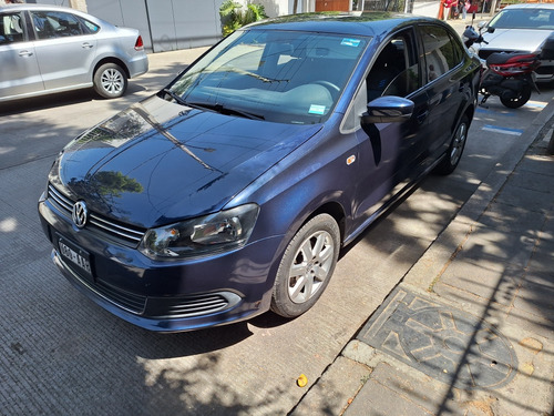 Volkswagen Vento 1.6 Active Mt