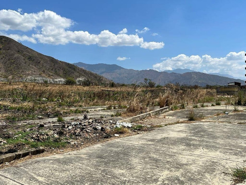 Imagen 1 de 24 de Venta De Privilegiado Y Único Terreno En Autopista San Diego Valencia Cod138407