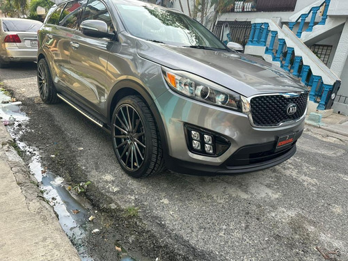 Imagen 8 de 15 de Kia Sorento Sorento Xl