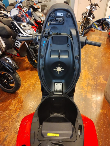 Imagen 8 de 19 de Aprilia Sr 160