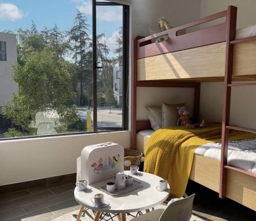 Venta De Residencia En Reseva De Los Jinetes