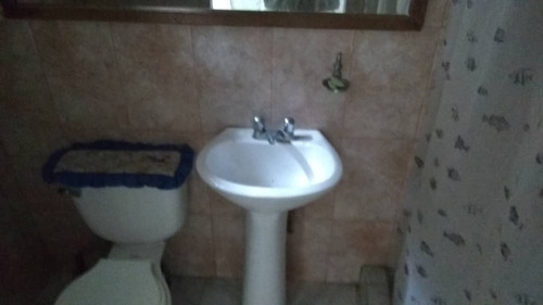 Imagen 3 de 13 de Casa En El Castaño Maracay 04243050970