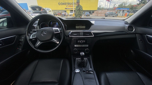 Imagen 21 de 25 de Mercedes Benz