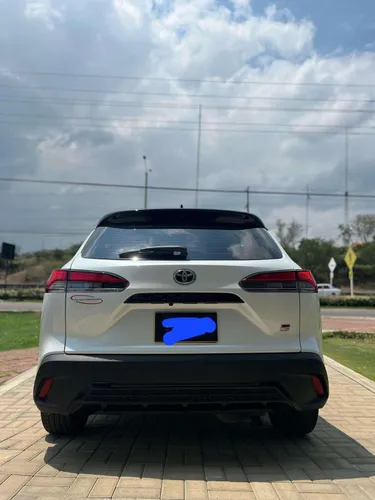 Vendo Toyota Corolla Cross Gr 2023 Impecable.