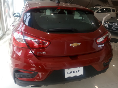 Imagen 4 de 14 de Chevrolet Cruze 5p 1.4t -gul