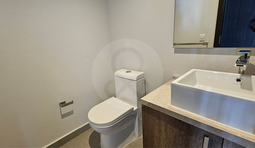 Departamento En Renta En Bosque Real