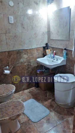 Imagen 15 de 17 de Excelente Galpon De 314m2 +depto 3amb Al Frente Con Balcon, Jardin De Invierno, Lavadero Y Patio Con Parrilla. Ref 689
