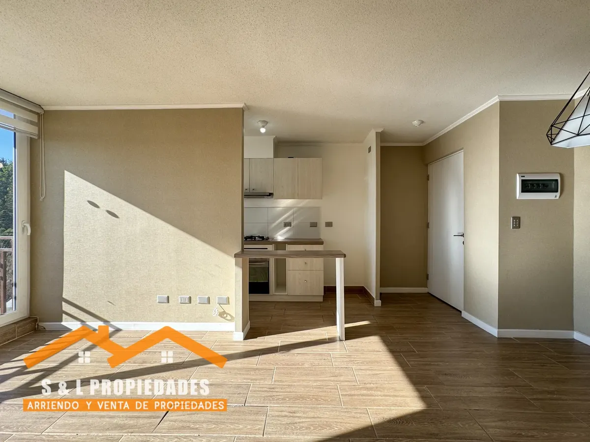 Imagen 4 de 28 de Arriendo Depto 3d 2b En Condominio Pucalán
