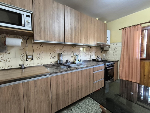 Casa En Remedios De Escalada