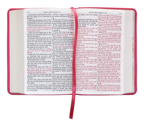 Imagen 8 de 10 de Biblia En Inglés King James Version Chica Letra Grande Rosa