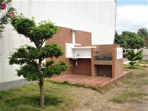 Imagen 5 de 14 de Re/max 2mil Vende Cómodo Y Atractivo Townhouse En Urb. Brisas De San Miguel - Isla De Margarita