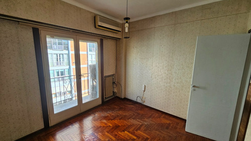 En Alquiler 24 Meses. Departamento De 4 Ambientes Con Baulera. Plaza Mitre.