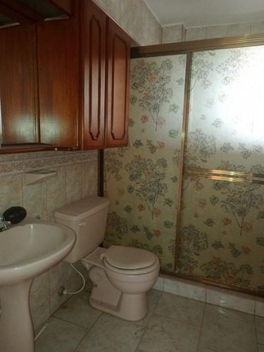 Vera Casa Inmobiliaria Alquila Apartamento En La Urb Los Nisperos Valencia Jlop