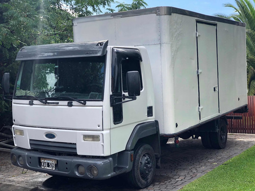 Camion Ford Cargo 712