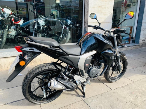Imagen 12 de 14 de Yamaha Fz Fi Con Alarma Pst Dbm Motos