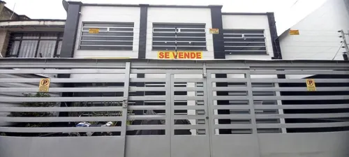 Casa En Venta En Chapinero. Cod V16487