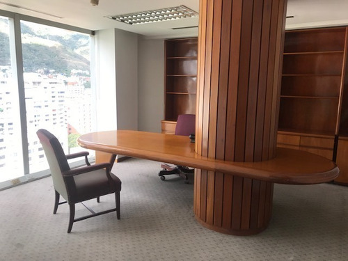 Oficina En Alquiler Los Palos Grandes 546 M2
