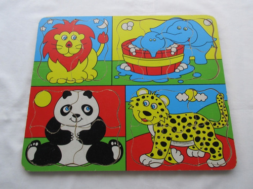 Tablero Con 4 Puzzles De Madera Con Dibujos De Animales, Exc (Usado)