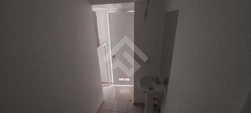 Depto., 2 Dorm, 1 Baño, Calle Zenteno, Comuna De Santiago