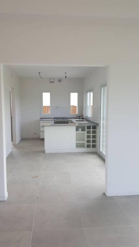 Imagen 6 de 20 de Casa En Venta En Pilar Del Este, Pilar, G.b.a. Zona Norte