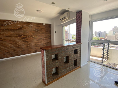 Imagen 3 de 22 de Semipiso De 3 Ambientes Al Frente Con Dos Balcones.