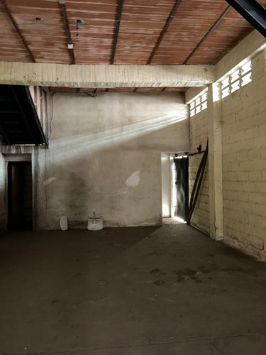 En Alquiler Casa Comercial De Esquina En Guacara Edo. Carabobo. 1832 Inmobiliaria Maggi