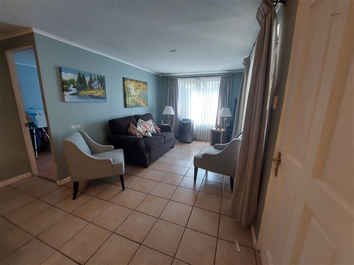 Casa En Venta De 3 Dorm. En Maipú