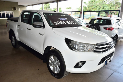 Imagem 3 de 7 de Toyota Hilux 2.8 Srv 4x4 Cd