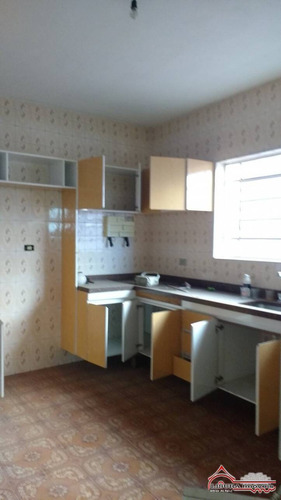 Imagem 2 de 15 de Casa Grande Com Salão Em Baixo Pq Santo Antonio Jacareí Sp - 2102