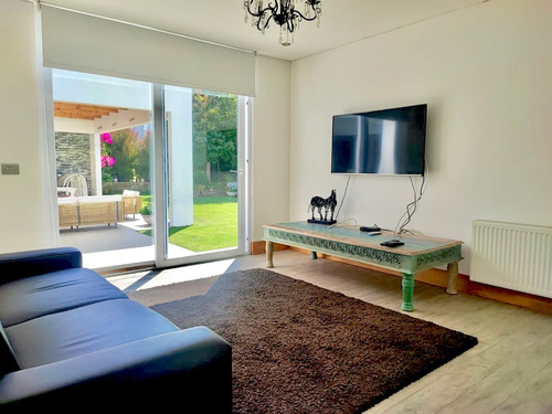 Interesante Casa En Marbella Con Vista