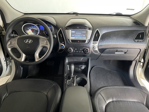 Imagem 9 de 9 de Hyundai Ix35 2.0 Flex Gls 2wd Automática 2015