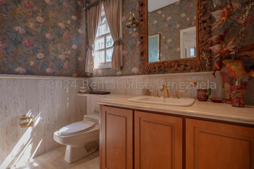 Ana Torres. Casa En Venta 2417758 En Los Chorros