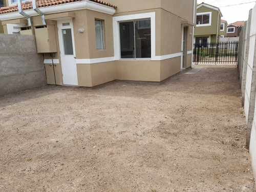 Linda Y Cómoda Casa En Umbrales De Buin (77507)