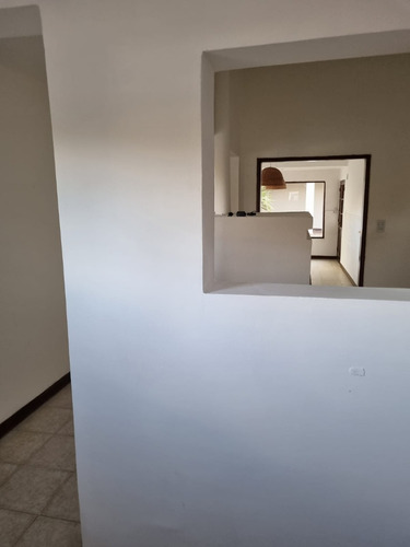 Casa Esquina En B° San Carlos