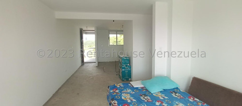 Imagen 21 de 30 de Apartamentos En Venta En Barquisimeto Lara Colinas Del Viento En El Mejor Conjunto Del Este De La Ciudad , Consta De Cocina, Área De Servicios, Recibo, Comedor, Balcón, Hab Principal Con Baño