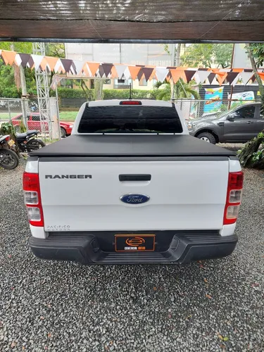Ford Ranger 3.2 XL MT