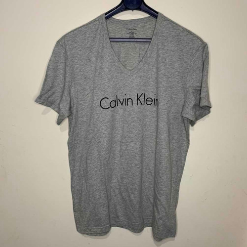 Calvin Klein Remera Basic Talle M Hombre