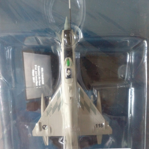 Aviones De Combate 1/100 N 23 Mig 21 Bis Fuerza Aérea Croac
