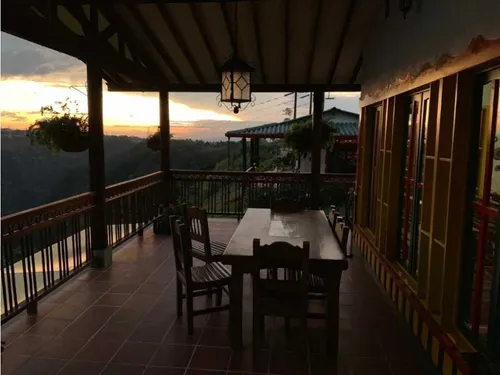 Finca Ganadera Con Espectacular Vista A La Reserva De Barbas