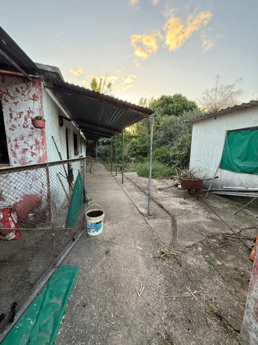 Se Venden 2 Casas En Lezica Mismo Padrón