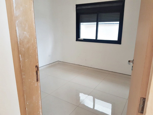 Imagem 4 de 9 de Casa Condominio Atibaia Park I - 300m², 3 Dormitórios, 1 Suite, Piscina, 2 Vagas